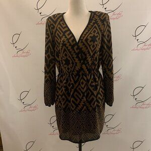 PEPPERMINT. Size Large. USA. Semi Sheer Elastic Waist Dress. Border Print B34